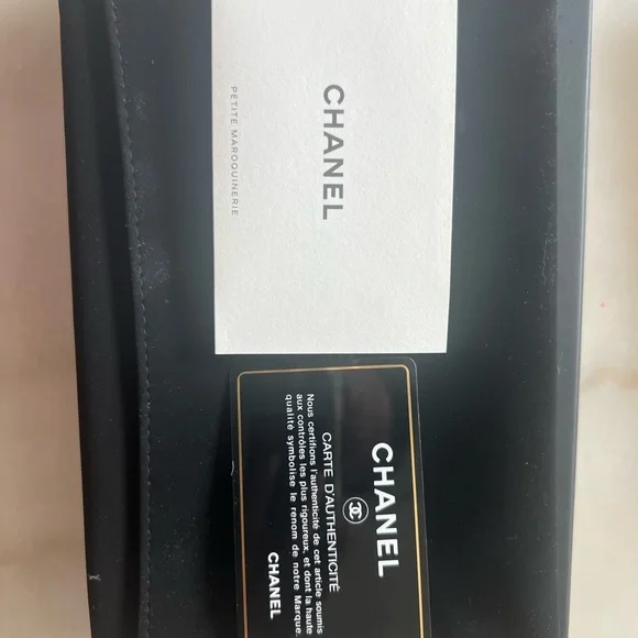 Authentic Chanel Wallet - Picture 6 of 8